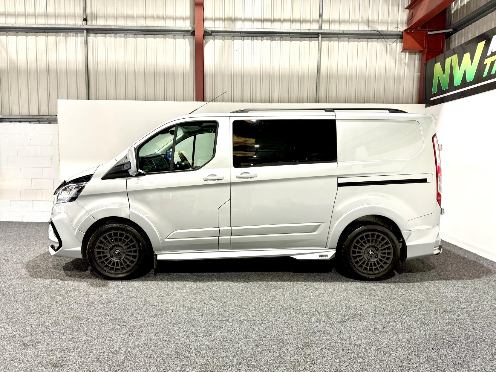 Ford Transit Custom 2.0 300 EcoBlue Limited Crew Van Double Cab 5dr Diesel Auto L1 H1 Euro 6 (s/s) (130 ps)