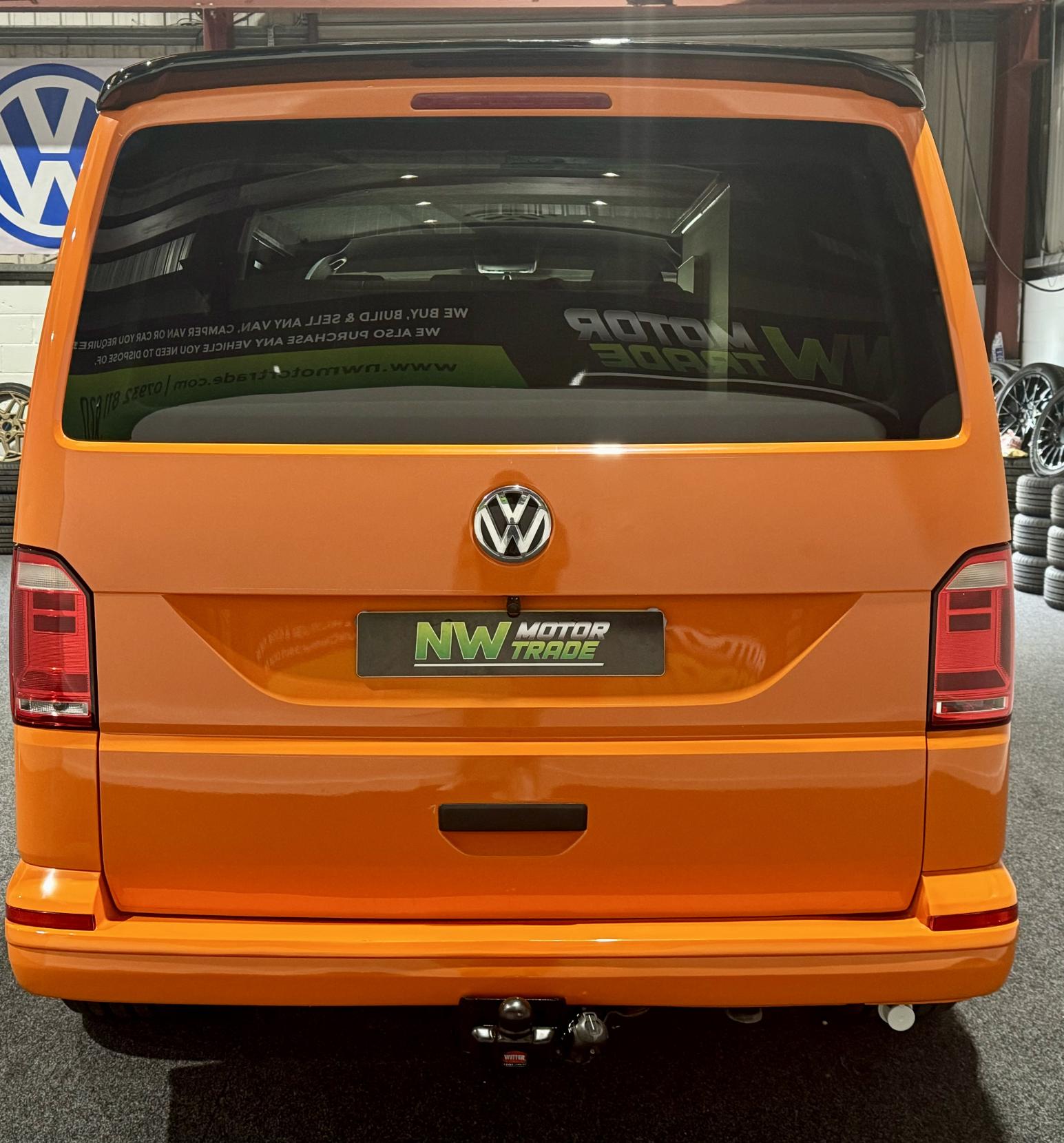 Volkswagen Transporter 2.0 TDI T32 BlueMotion Tech Startline Panel Van 5dr Diesel DSG FWD LWB Euro 6 (s/s) (150 ps)