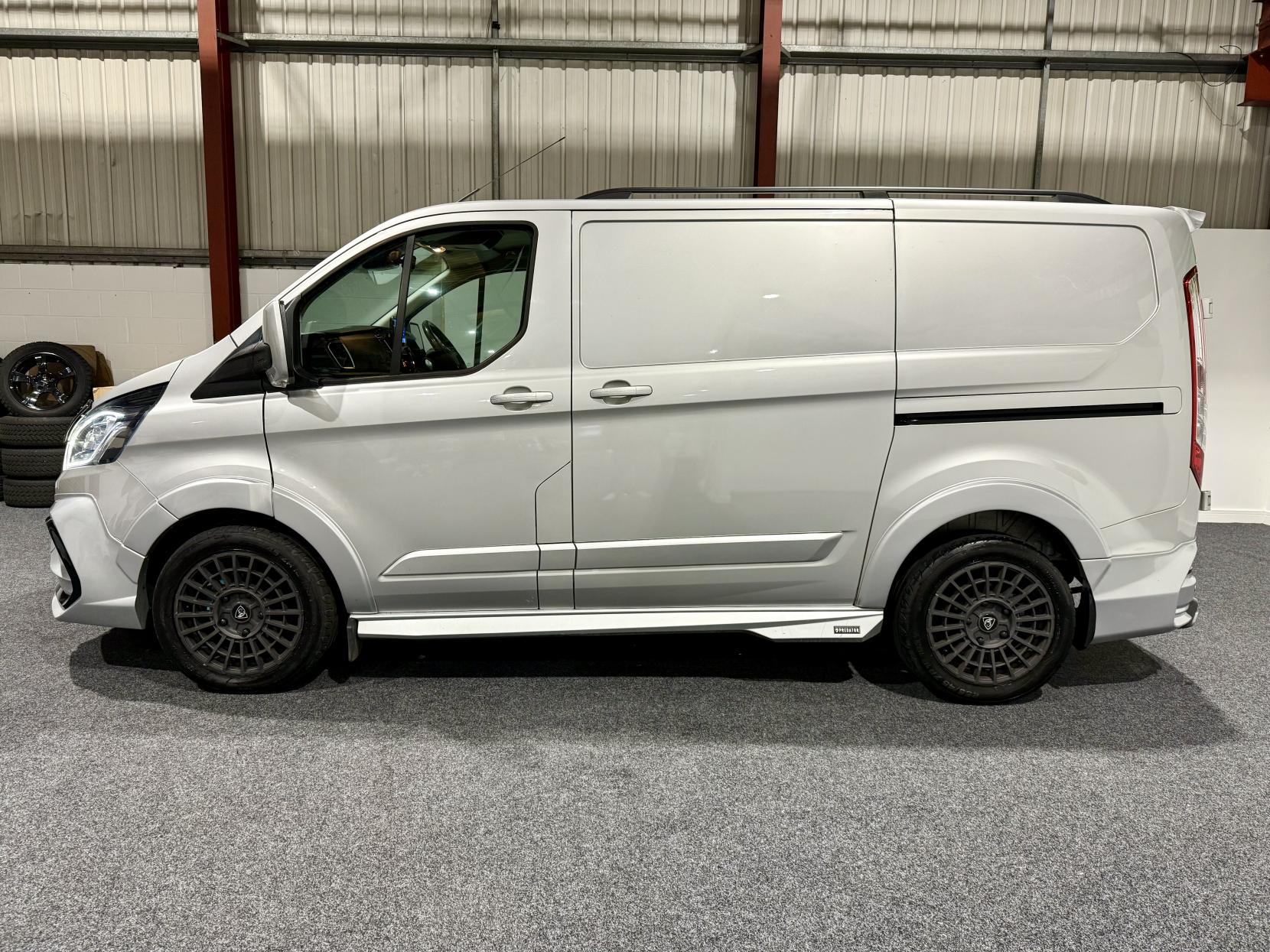 Ford Transit Custom 2.0 300 EcoBlue Limited Panel Van 5dr Diesel Auto L1 H1 Euro 6 (130 ps)