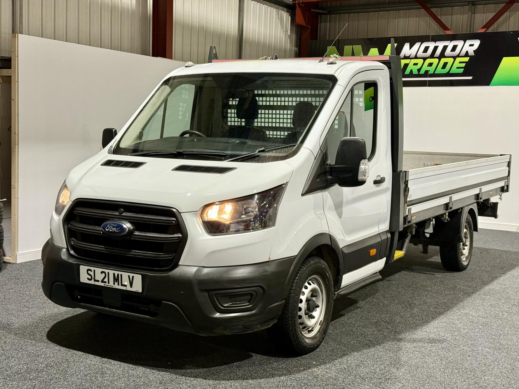 Ford Transit 2.0 350 EcoBlue Leader Chassis Cab 2dr Diesel Manual FWD L4 Euro 6 (s/s) (130 ps)