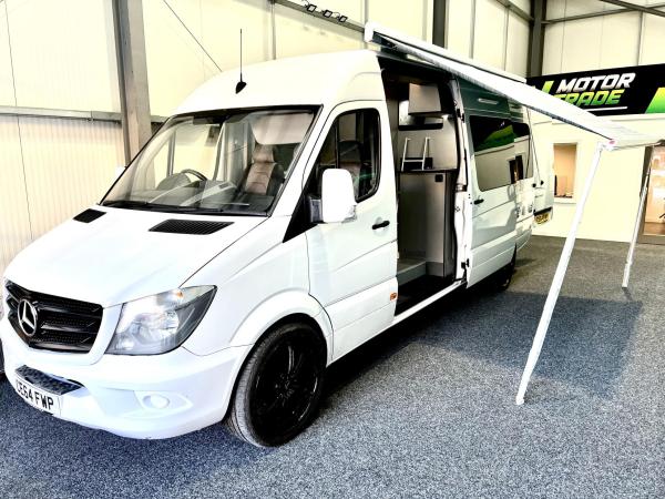 Mercedes-Benz Sprinter Race Van Converted Motorhome With Garage 2.1 316 Race Van Converted Motorhome With Garage 4dr Diesel Manual RWD L3 H3 (163 bhp)