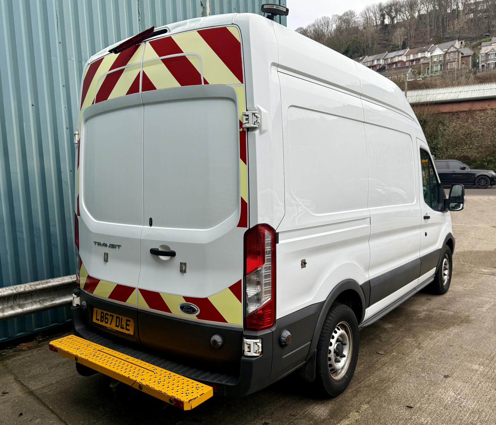 Ford Transit 2.0 350 EcoBlue Panel Van 5dr Diesel Manual FWD L2 H3 Euro 6 (130 ps)