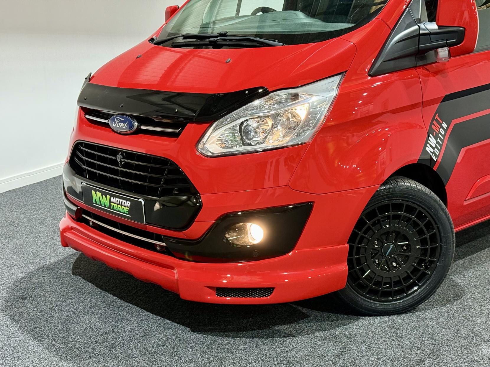 Ford Transit Custom Camper Van Motorhome 2.0 TDCi 290 Limited Camper Van Diesel Manual L2 LWB (157 g/km, 128 bhp)